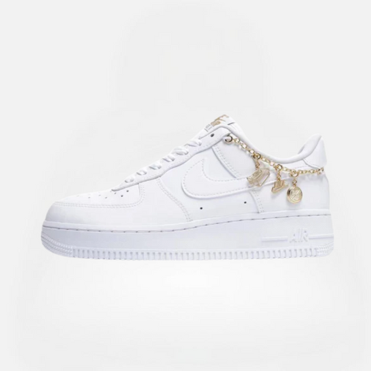 NIKE AIR FORCE 1 LOW LX LUCKY CHARMS