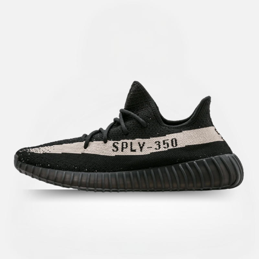 YEEZY BOOST 350 V2 OREO