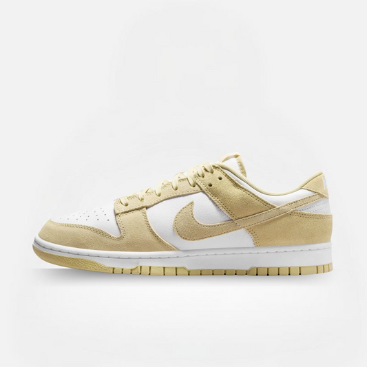NIKE DUNK LOW SE YELLOW