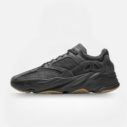 YEEZY 700 V2 UTILITY BLACK